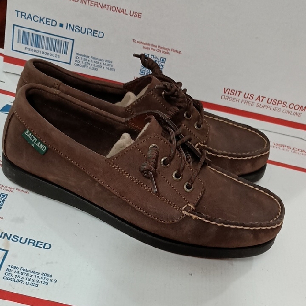 Eastland Women s Brown Leather Shoes Size 7.5